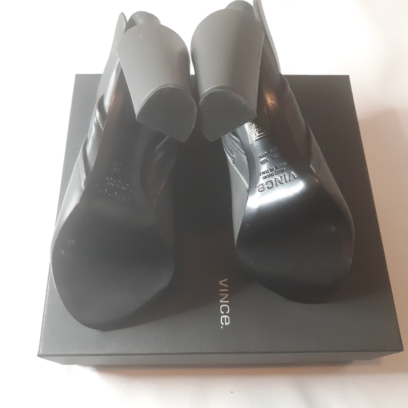 Vince Leather Block Heel Peep Toe Ankle Booties Sz-10 - Picture 11 of 15